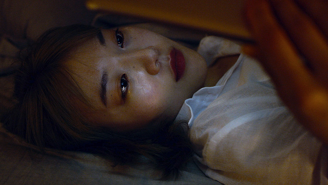 K대_OO닮음_93년생.avi 포스터